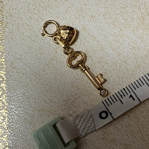 14K Gold MILOR ITALY Diamond Key & Heart combo charm - Picture 10 of 16